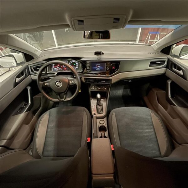 VOLKSWAGEN POLO 1.0 200 TSI COMFORTLINE AUTOMÁTICO 2019/2020
