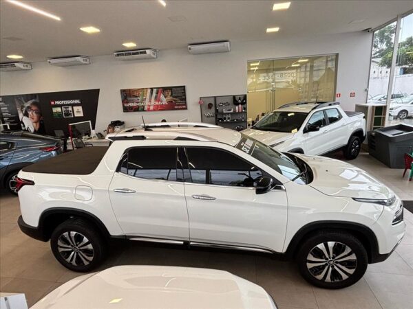 FIAT TORO 1.3 TURBO 270 FLEX VOLCANO AT6 2022/2022