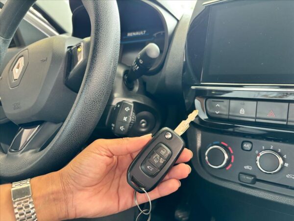 RENAULT KWID 1.0 12V SCE FLEX OUTSIDER MANUAL 2022/2023