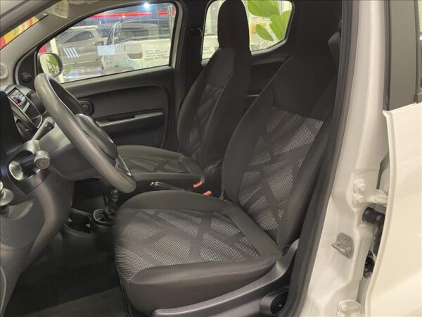 FIAT MOBI 1.0 EVO FLEX LIKE. MANUAL 2022/2023