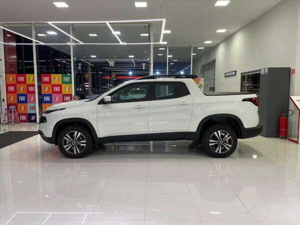 FIAT TORO 1.3 TURBO 270 FLEX FREEDOM AT6 2024/2025