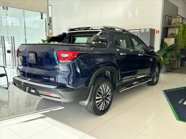 FIAT TORO 2.0 16V TURBO DIESEL RANCH 4WD AT9 2024/2025