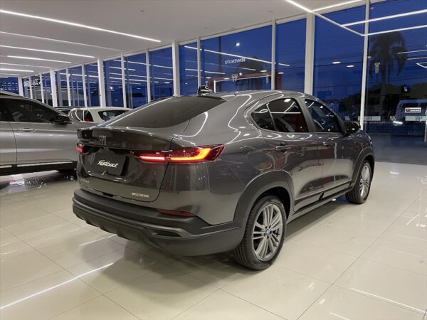 FIAT FASTBACK 1.0 TURBO 200 FLEX CVT 2025/2025