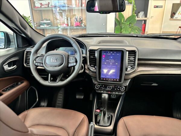 FIAT TORO 2.0 16V TURBO DIESEL RANCH 4WD AT9 2024/2025