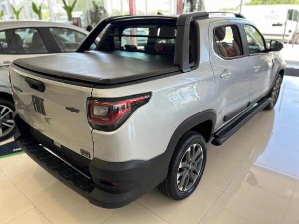 FIAT STRADA 1.0 TURBO 200 FLEX ULTRA CD CVT 2025/2026