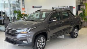 FIAT STRADA 1.3 FIREFLY FLEX VOLCANO CD CVT 2025/2025