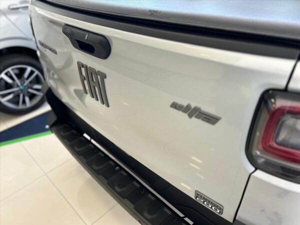 FIAT STRADA 1.0 TURBO 200 FLEX ULTRA CD CVT 2025/2026