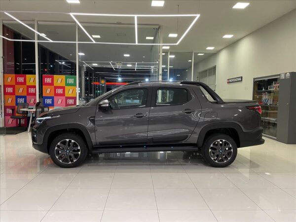 FIAT STRADA 1.0 TURBO 200 FLEX ULTRA CD CVT 2025/2026