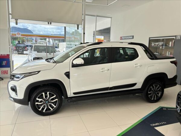 FIAT STRADA 1.0 TURBO 200 FLEX RANCH CD CVT 2025/2026