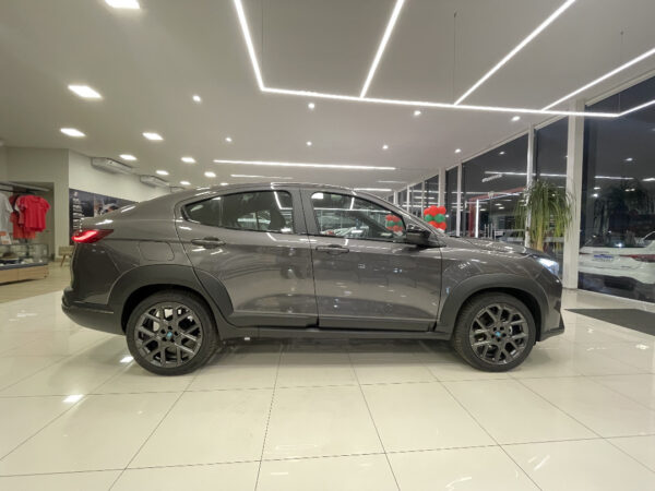 FIAT FASTBACK 1.0 TURBO 200 HYBRID IMPETUS CVT 2025/2026