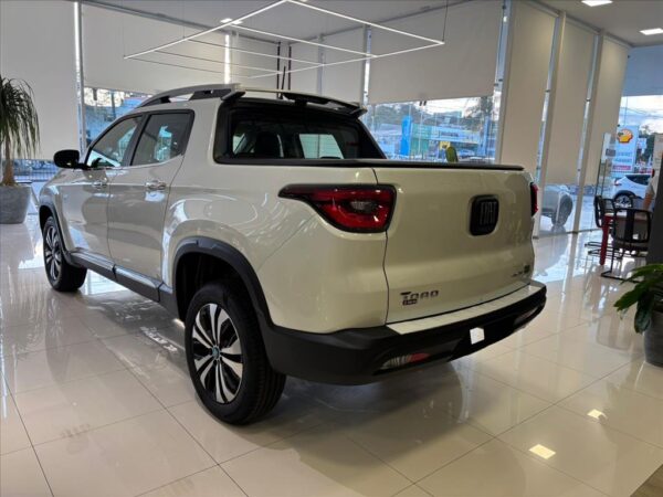 FIAT TORO 1.3 TURBO 270 FLEX VOLCANO AT6 2025/2025