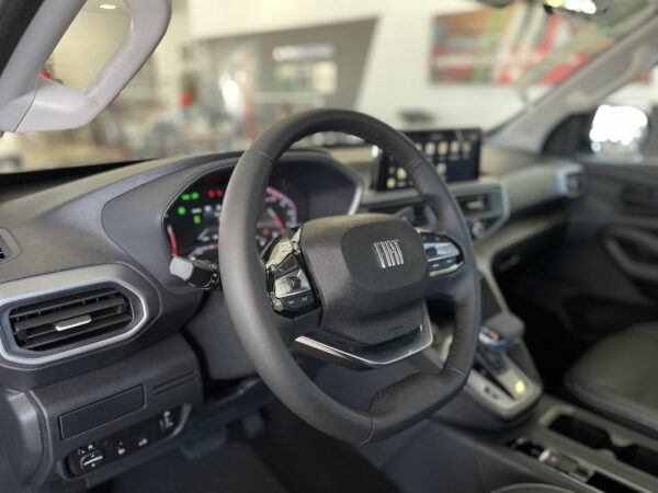 FIAT TITANO 2.2 TURBO DIESEL VOLCANO 4X4 AT8 2025/2026