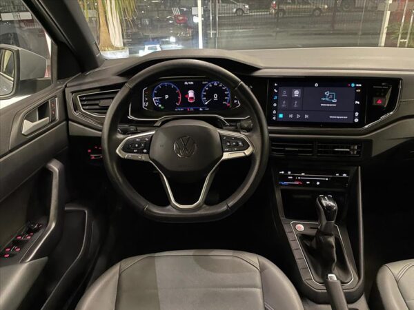 VOLKSWAGEN NIVUS 1.0 200 TSI TOTAL FLEX HIGHLINE AUTOMÁTICO 2023/2024