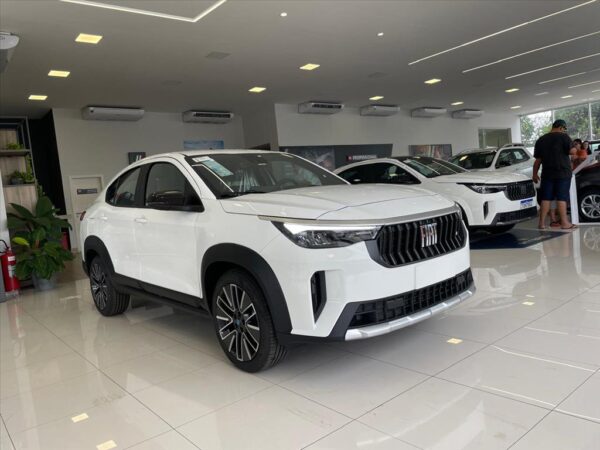 FIAT FASTBACK 1.0 TURBO 200 HYBRID AUDACE CVT 2025/2026