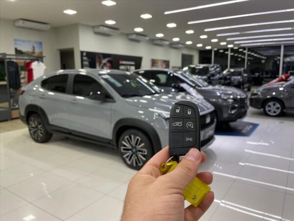 FIAT FASTBACK 1.0 TURBO 200 HYBRID AUDACE CVT 2025/2026