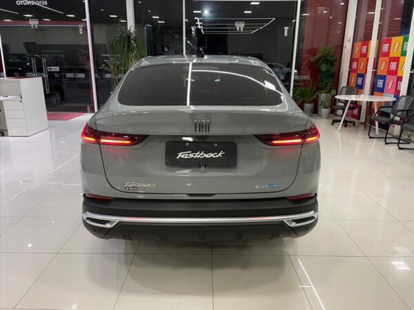 FIAT FASTBACK 1.0 TURBO 200 HYBRID AUDACE CVT 2025/2026