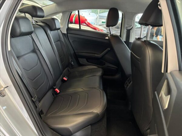 VOLKSWAGEN VIRTUS 1.0 200 TSI COMFORTLINE AUTOMÁTICO 2023/2024