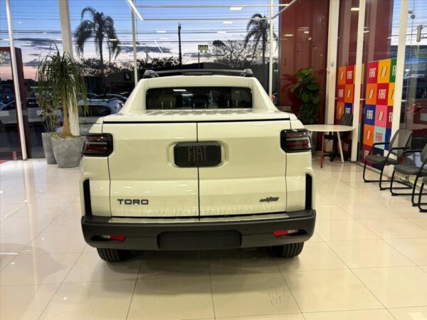FIAT TORO 1.3 TURBO 270 FLEX ULTRA AT6 2025/2026