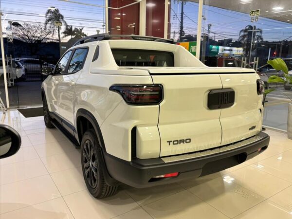 FIAT TORO 1.3 TURBO 270 FLEX ULTRA AT6 2025/2026