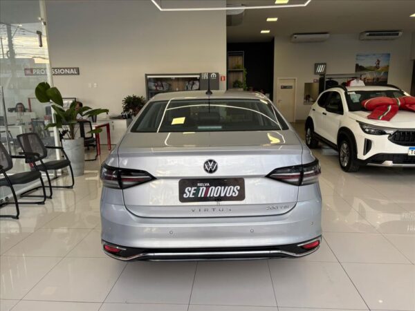 VOLKSWAGEN VIRTUS 1.0 200 TSI COMFORTLINE AUTOMÁTICO 2023/2024