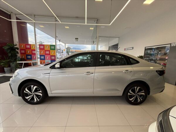 VOLKSWAGEN VIRTUS 1.0 200 TSI COMFORTLINE AUTOMÁTICO 2023/2024