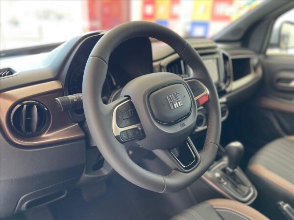 FIAT STRADA 1.0 TURBO 200 FLEX RANCH CD CVT 2025/2026
