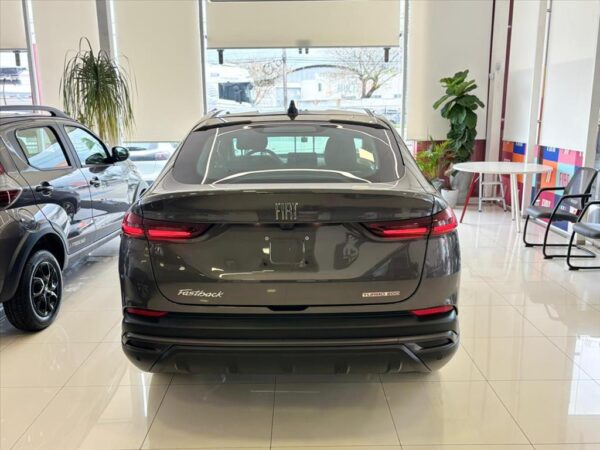 FIAT FASTBACK 1.0 TURBO 200 FLEX CVT 2025/2026