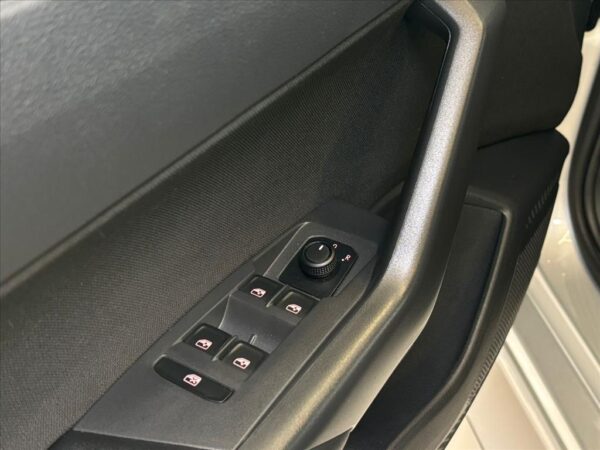 VOLKSWAGEN VIRTUS 1.0 200 TSI COMFORTLINE AUTOMÁTICO 2023/2024