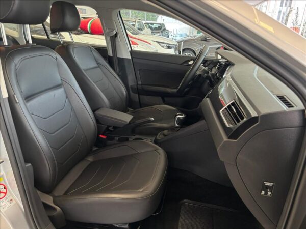 VOLKSWAGEN VIRTUS 1.0 200 TSI COMFORTLINE AUTOMÁTICO 2023/2024
