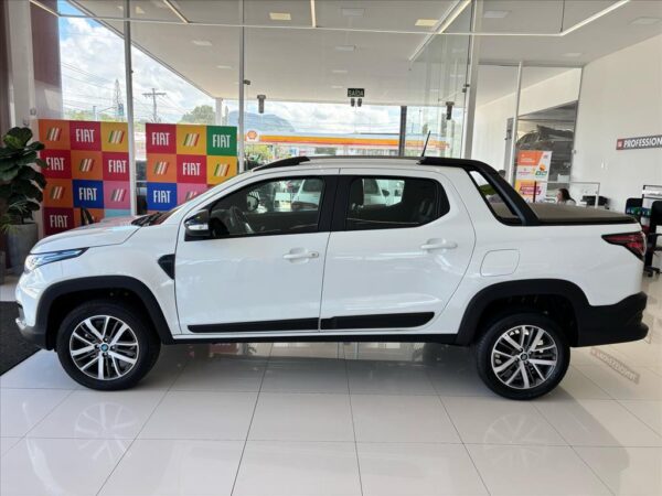 FIAT STRADA 1.3 FIREFLY FLEX VOLCANO CD CVT 2025/2026