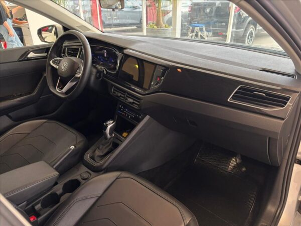 VOLKSWAGEN VIRTUS 1.0 200 TSI COMFORTLINE AUTOMÁTICO 2023/2024