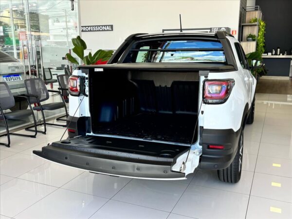 FIAT STRADA 1.3 FIREFLY FLEX VOLCANO CD CVT 2025/2026