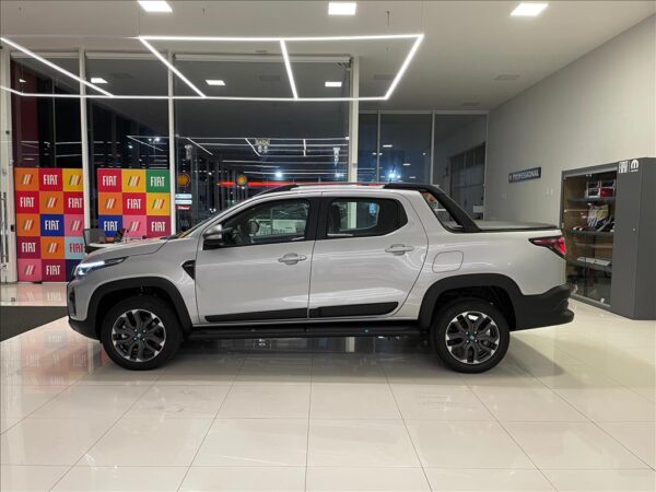 FIAT STRADA 1.0 TURBO 200 FLEX ULTRA CD CVT 2025/2026
