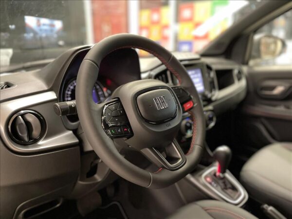 FIAT STRADA 1.0 TURBO 200 FLEX ULTRA CD CVT 2025/2026