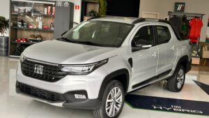 FIAT STRADA 1.3 FIREFLY FLEX VOLCANO CD MANUAL 2025/2026